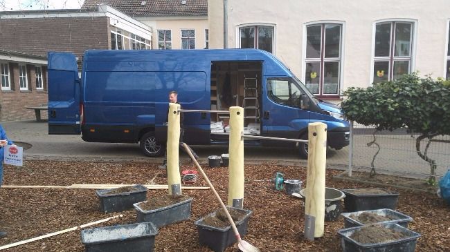 Soziales • St. Michaelschule Geldern • Reckstangen