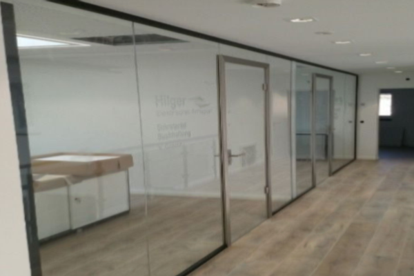 Glastrennwandsystem • Büro • Krefeld