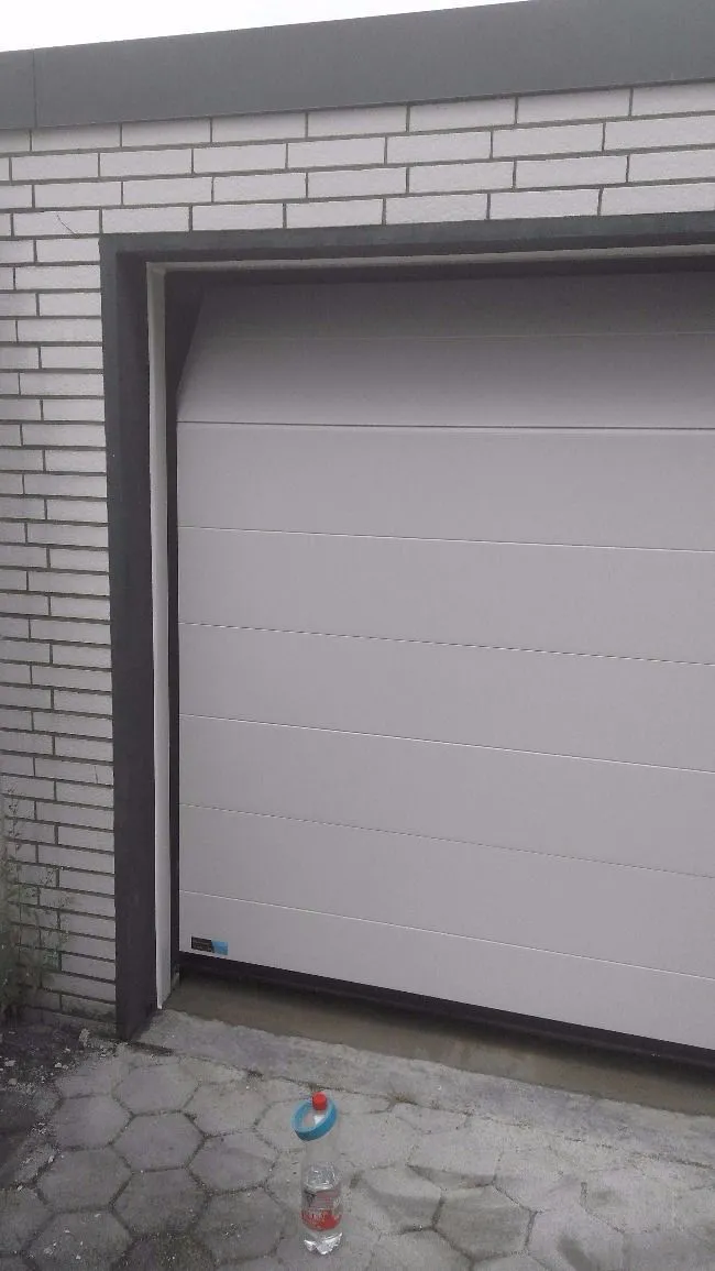 Garagentorsanierung • Duisburg • Eckzarge