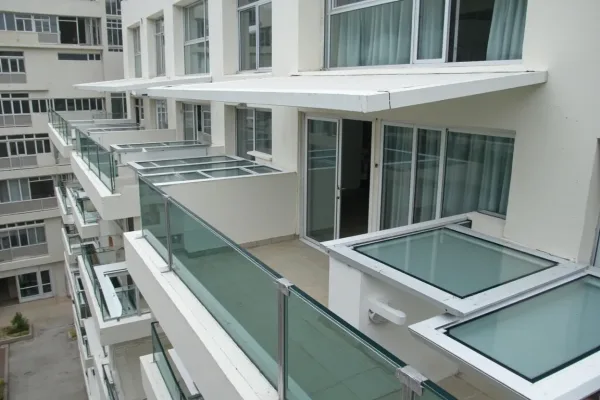 Wohnanlage - Terrassenüberdachungen